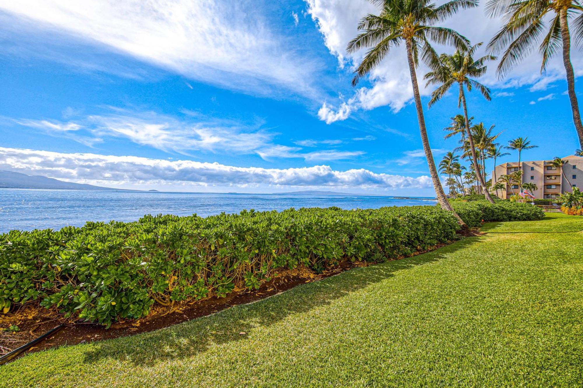Island Sands Resort Wailuku Room photo