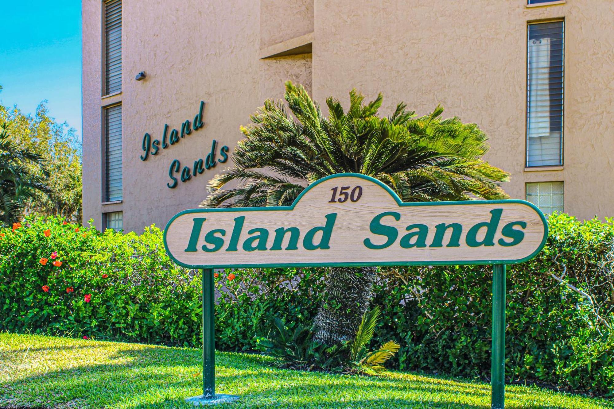 Island Sands Resort Wailuku Room photo